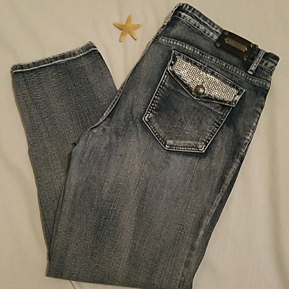 Lux Nation Distresssed Jeans Capris